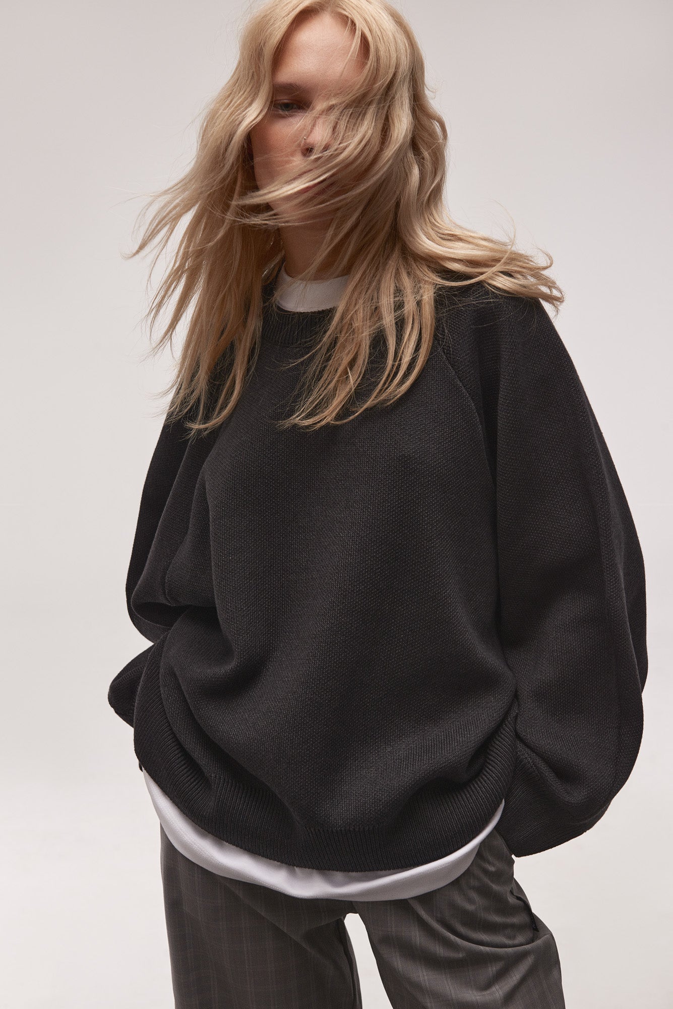 OVERSIZED RAGLAN SWEATER ANTHRACITE