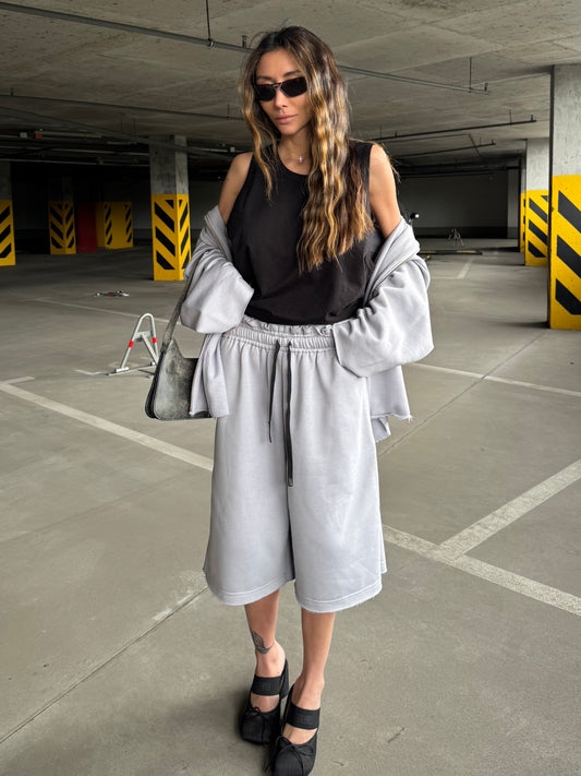 RAGGED BELT BERMUDAS LIGHT GRAY