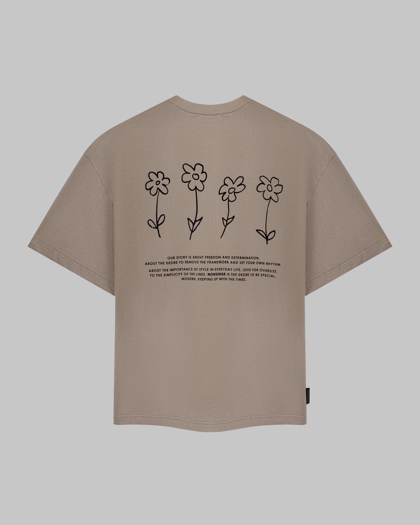 UNISEX T-SHIRT FLOWERS SAND