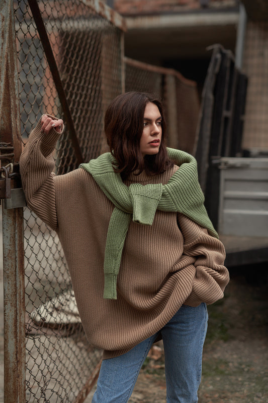 BASIC OVERSIZED SWEATER MILK CHOCOLATE