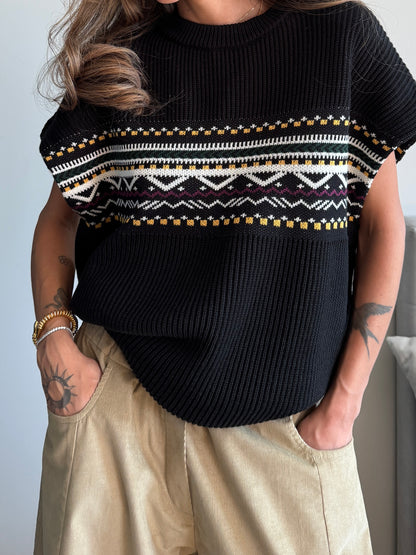 MULTICOLOR OVERSIZED KNITTED VEST