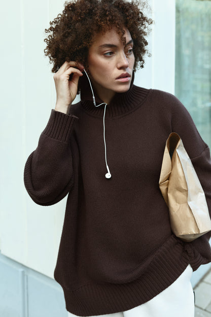 UNISEX SWEATER CHOCOLATE