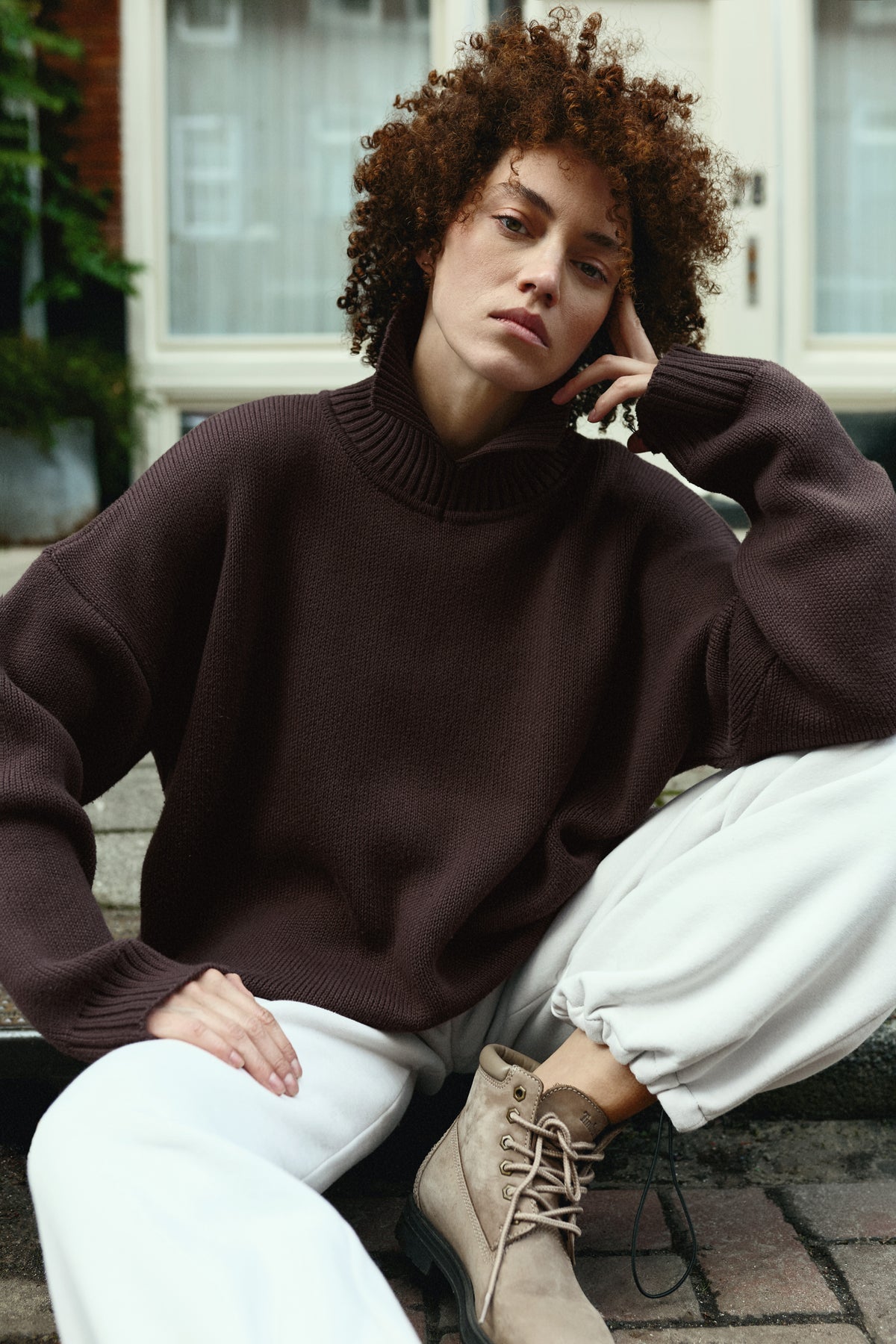 UNISEX SWEATER CHOCOLATE