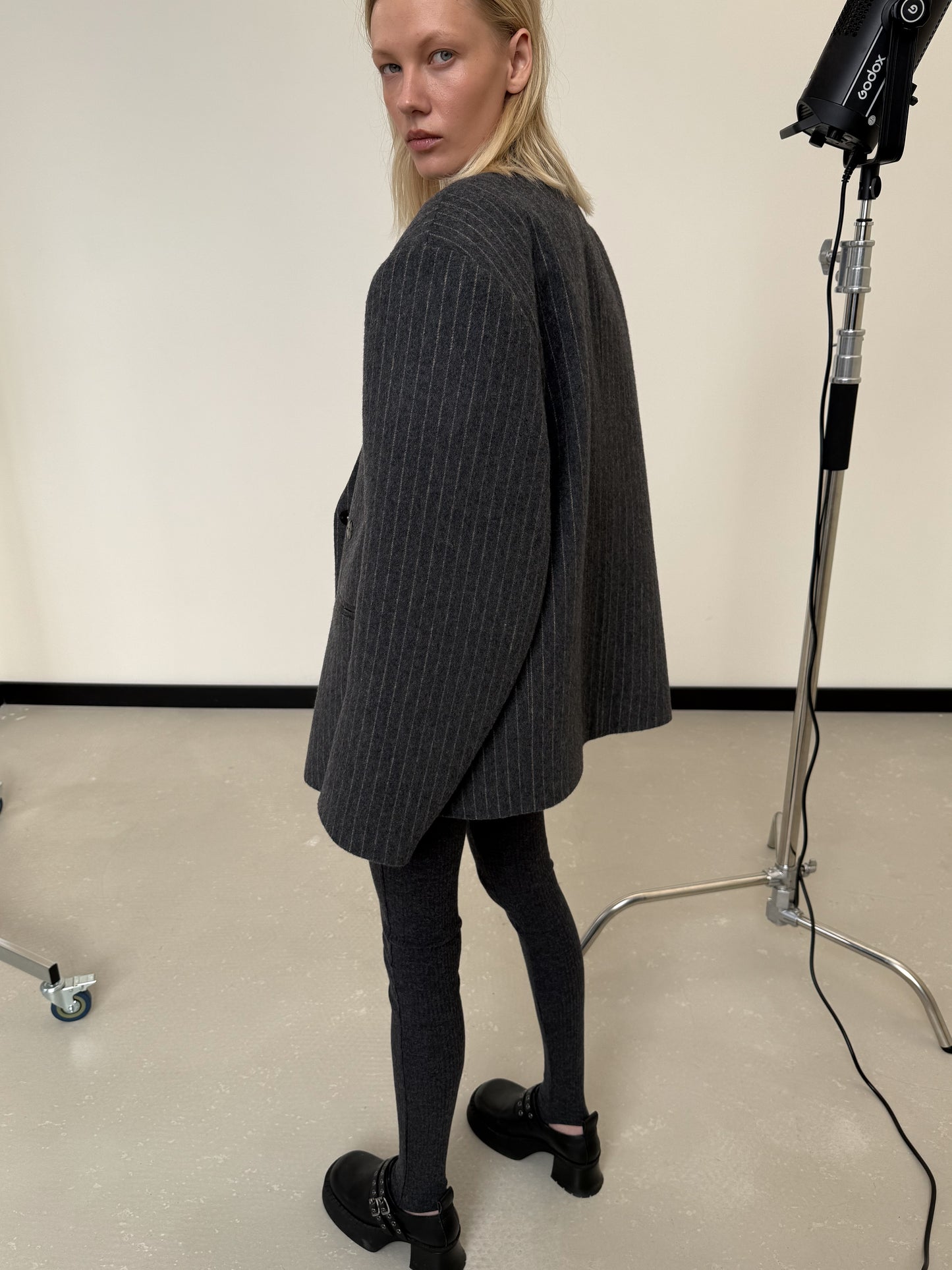 OVERSIZED WOOL GREY JACKET