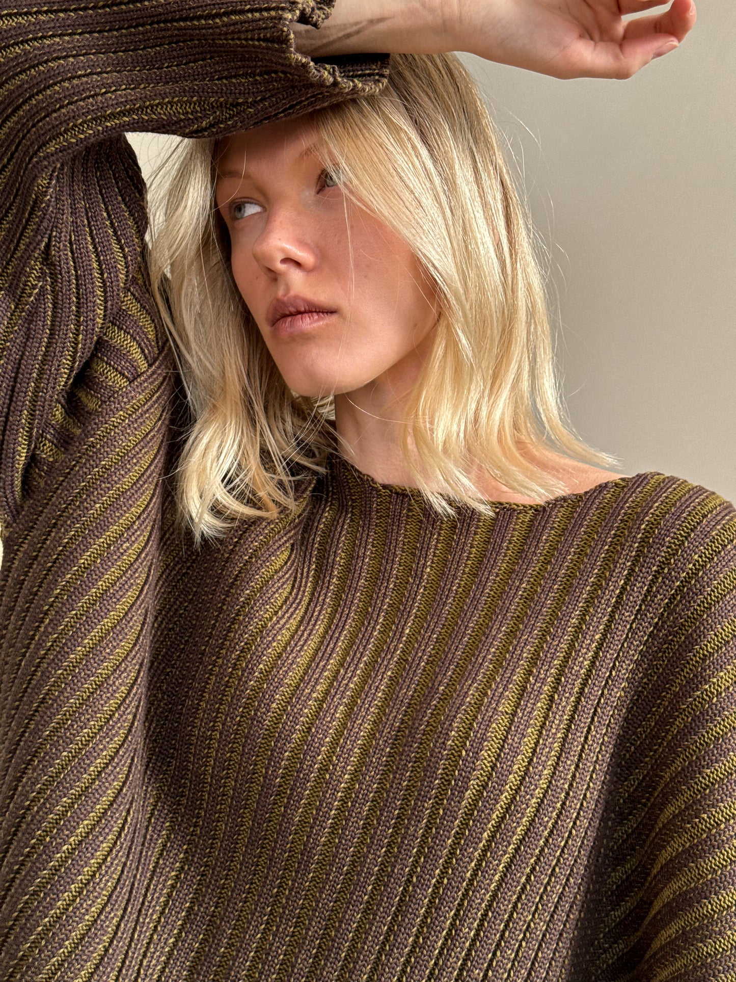 RAW DOUBLE NECK SWEATER CHOCOLATE/OLIVE