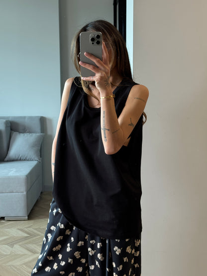 BLACK RELAXED TANK NONSENSE