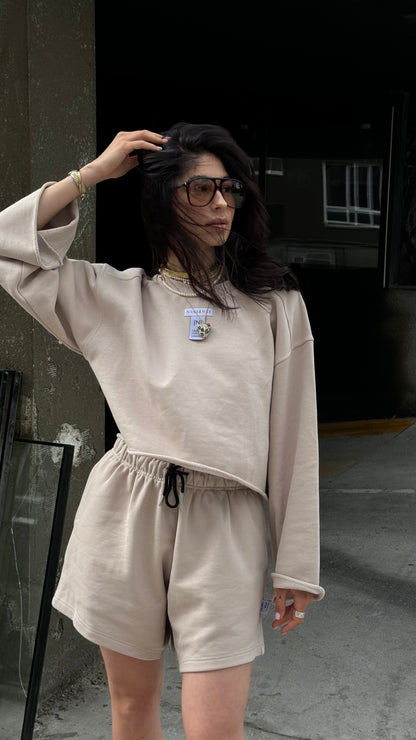 BEIGE DRAWSTRING SHORTS