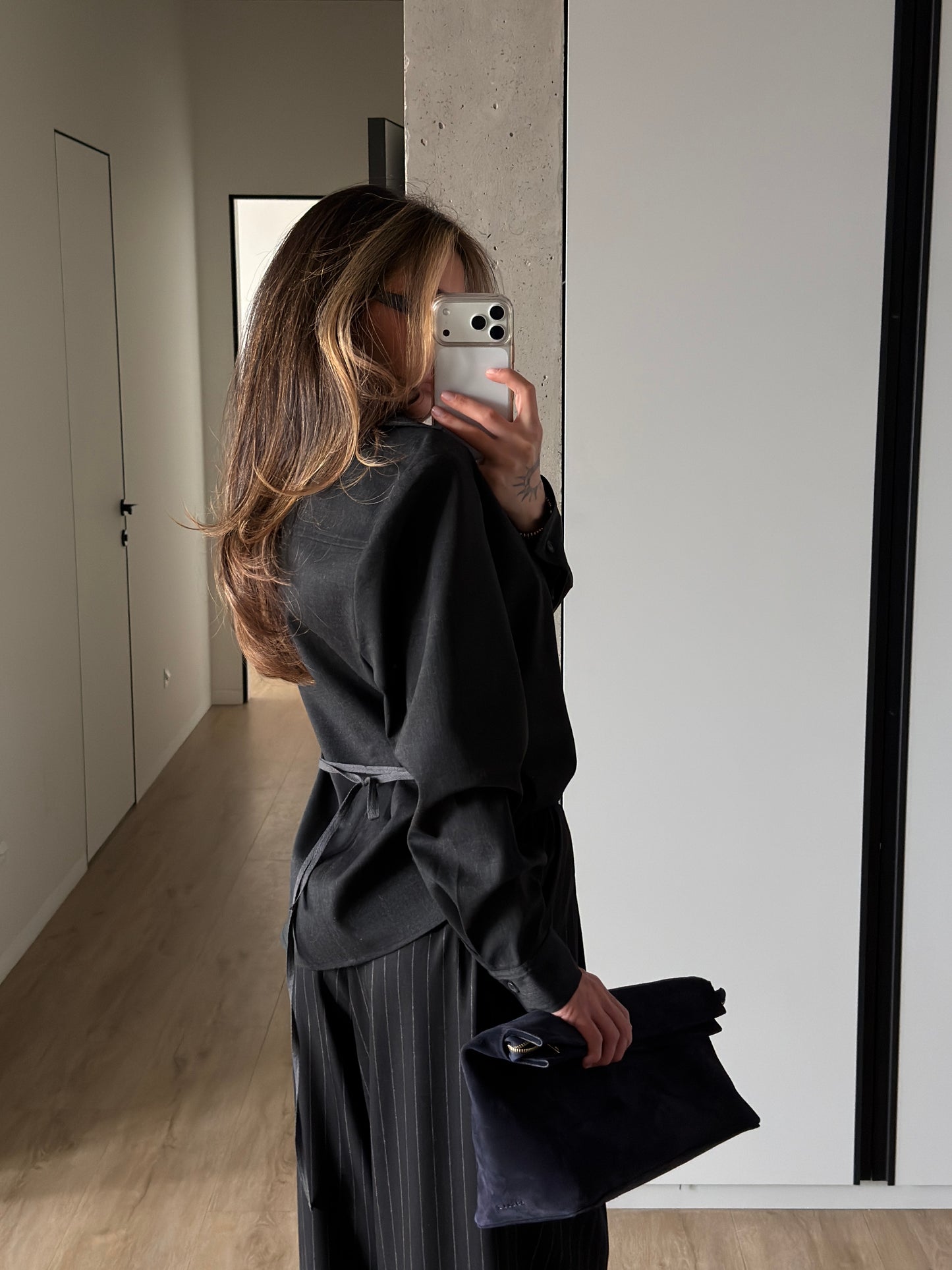 HEAVYWEIGHT WOOL SHIRT DARK GREY