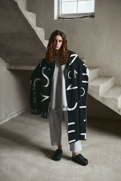 UNISEX LIMITED SCARF NONSENSE