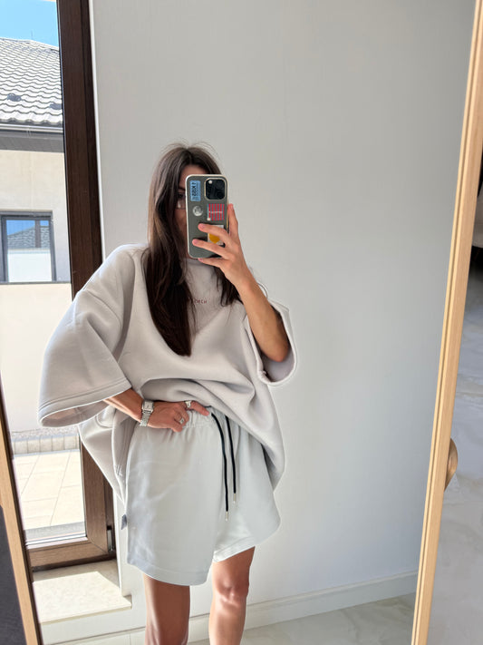 LIGHT GREY DRAWSTRING SHORTS