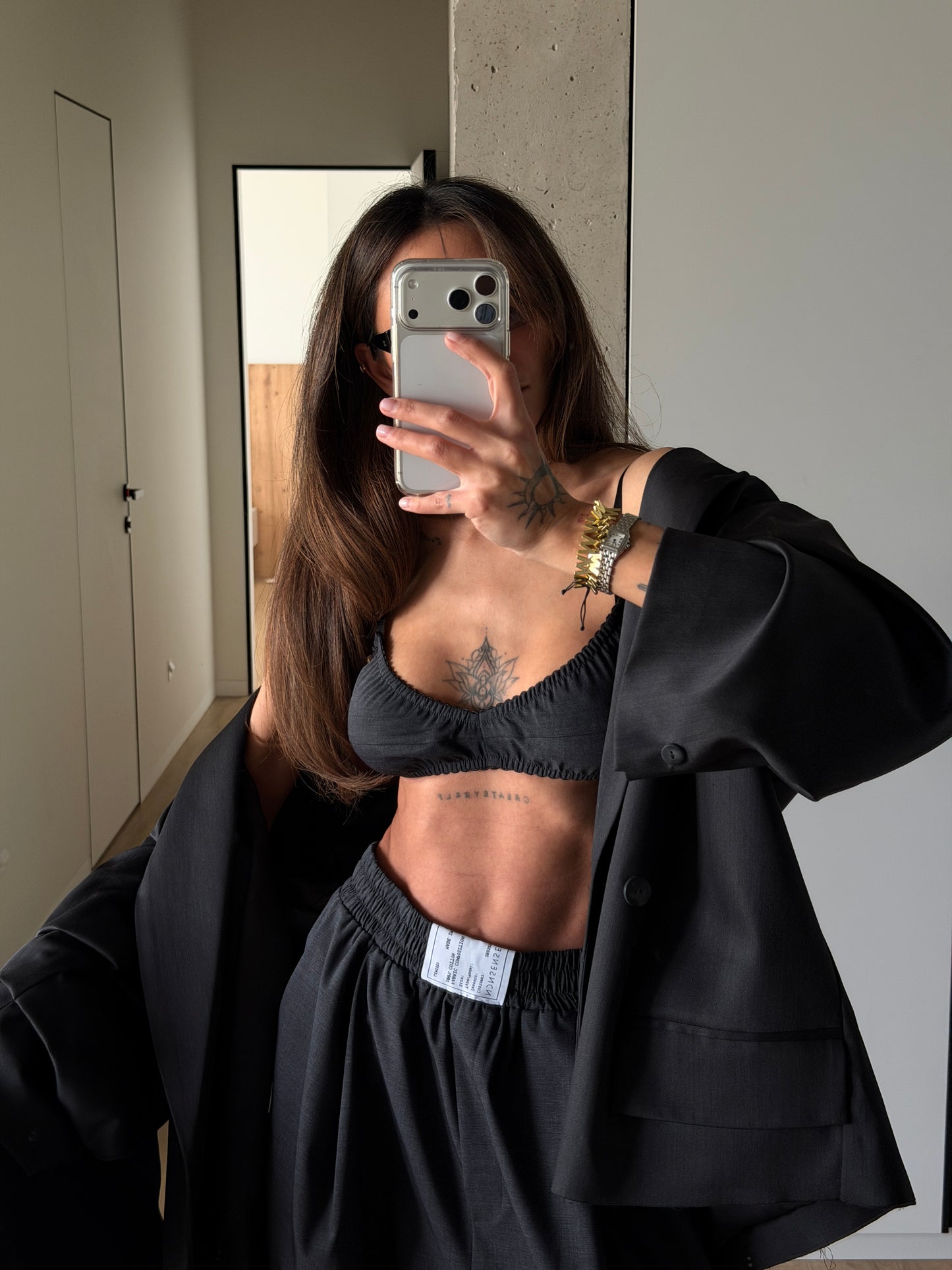 DARK GREY TOP