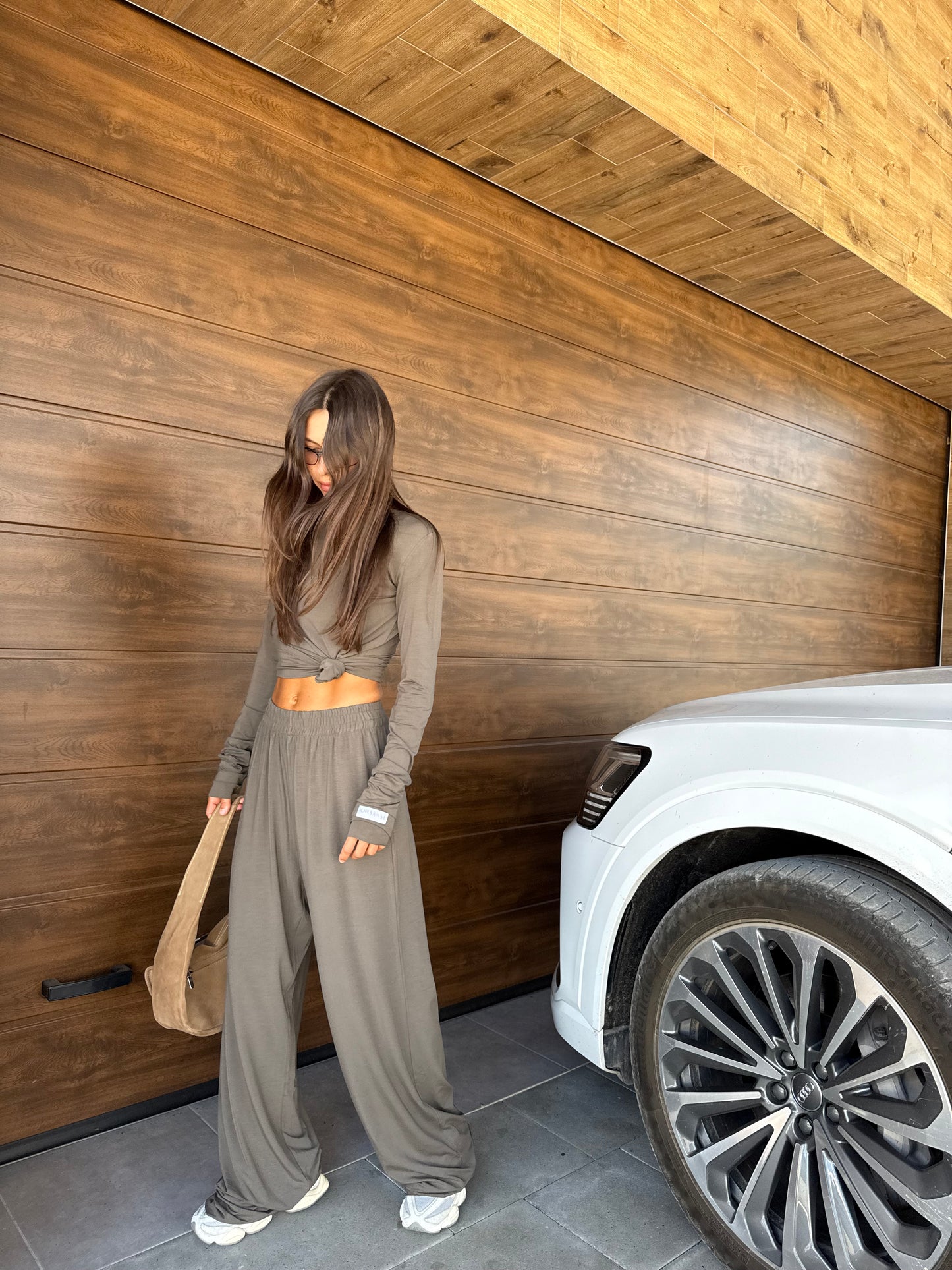 VISCOSE SUIT KHAKI/GREY