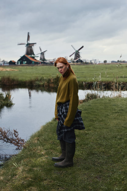 UNISEX SWEATER OLIVE